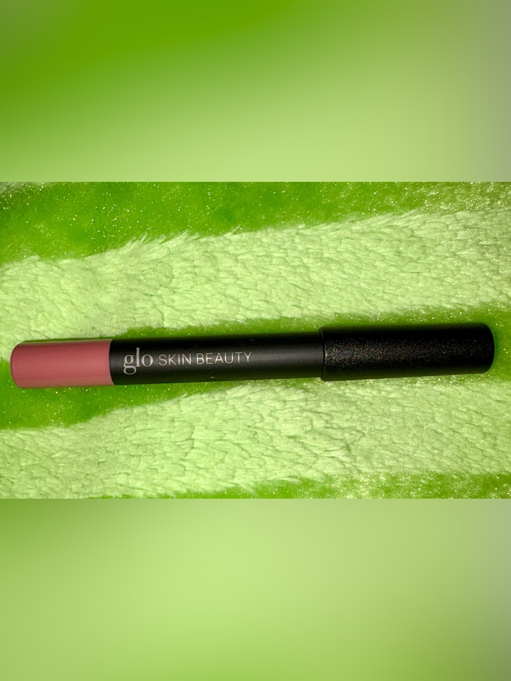 Glo Skin Beauty Suede Matte Lip Crayon Lipstick - ANGEL New. No box.